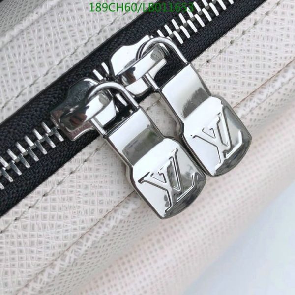 Louis Vuitton 1:1 Mirror Replica Messenger Bag LB01165375843