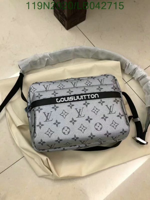 Louis Vuitton 1:1 Mirror Replica Messenger Bag LB04271512325