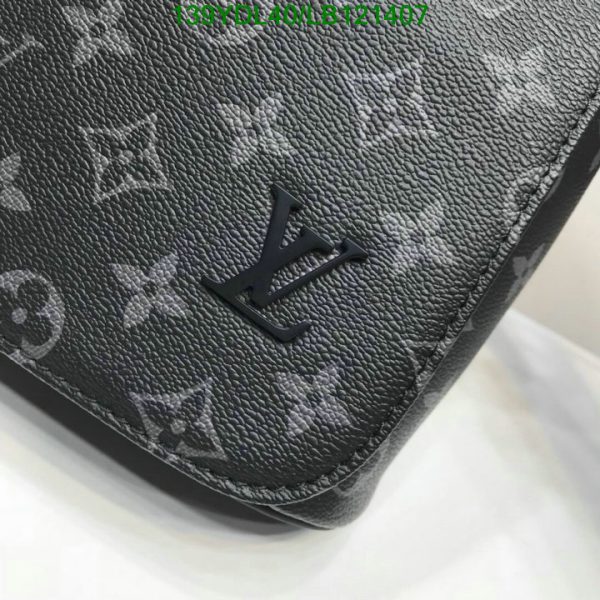 Louis Vuitton 1:1 Mirror Replica Messenger PM Voyager LB12140775862