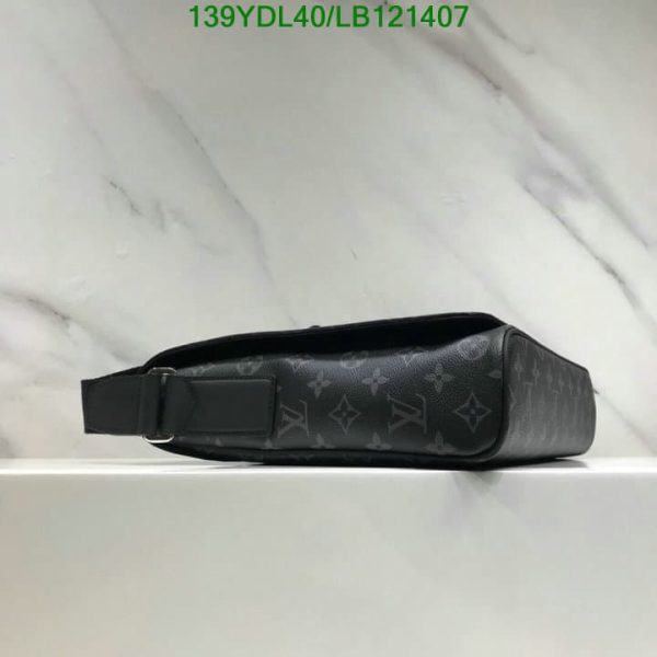 Louis Vuitton 1:1 Mirror Replica Messenger PM Voyager LB12140775862