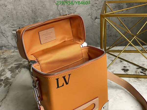 Louis Vuitton 1:1 Mirror Replica Messenger & Shoulder Bag YB46079543267