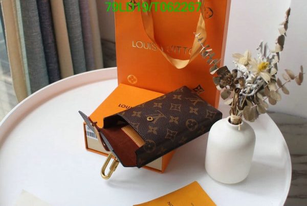 Louis Vuitton 1:1 Mirror Replica Mobile Phone Bag T062267703458