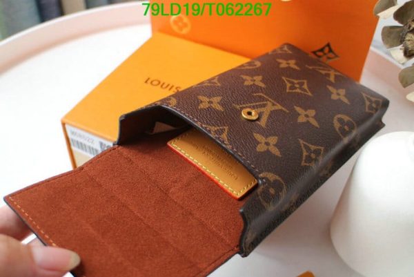 Louis Vuitton 1:1 Mirror Replica Mobile Phone Bag T062267703458