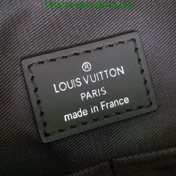 Louis Vuitton 1:1 Mirror Replica Monogram Eclipse Messenger MM Shoulder Bag LB07022578965