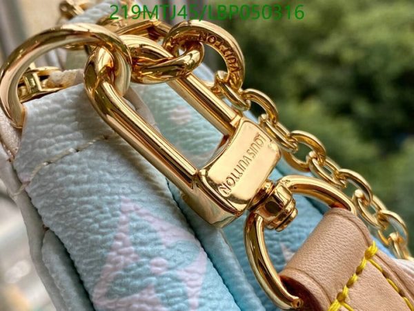 Louis Vuitton 1:1 Mirror Replica Multi Pochette Bag LBP0503161236