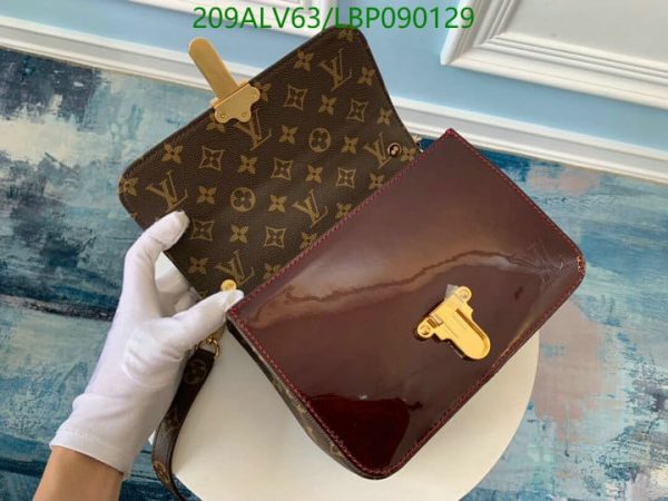 Louis Vuitton 1:1 Mirror Replica Multicolor Rubber Cross Body Bag LBP0901292647