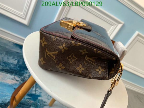 Louis Vuitton 1:1 Mirror Replica Multicolor Rubber Cross Body Bag LBP0901292647