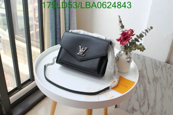 Louis Vuitton 11 Mirror Replica  Mylockme chain pochette LBA0624843215