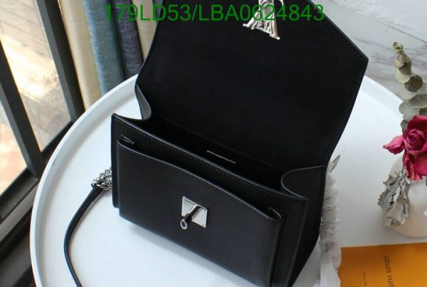 Louis Vuitton 11 Mirror Replica  Mylockme chain pochette LBA0624843215