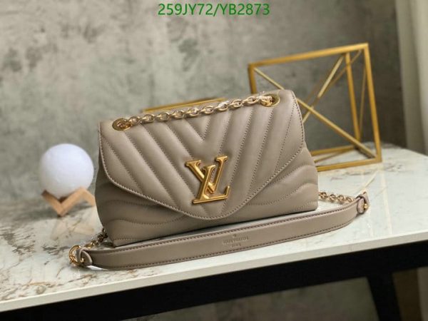 Louis Vuitton 1:1 Mirror Replica New Wave Chain Bag YB28731245893