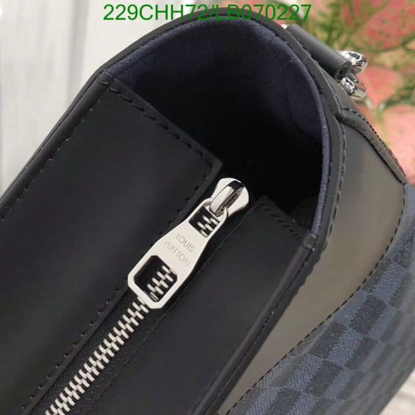 Louis Vuitton 1:1 Mirror Replica Newport Tote Bag LB07022712547