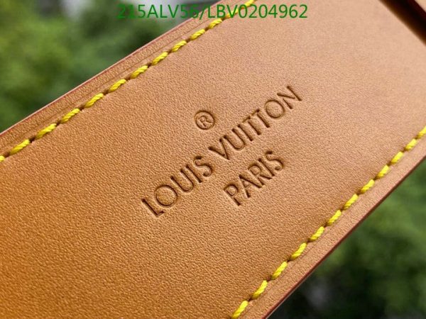 Louis Vuitton 1:1 Mirror Replica Nil Messenger Gold Hardware Bag LBV0204962753