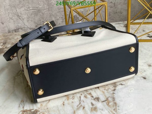 Louis Vuitton 1:1 Mirror Replica On My Side PM Bag YB55599765908