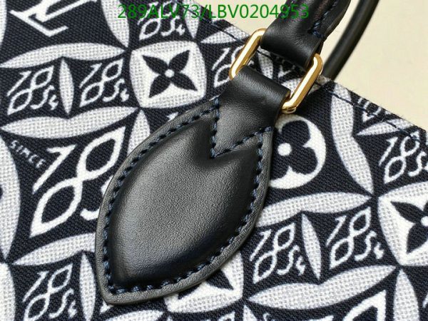 Louis Vuitton 1:1 Mirror Replica OnTheGo Jacquard Tote Bag LBV0204953226