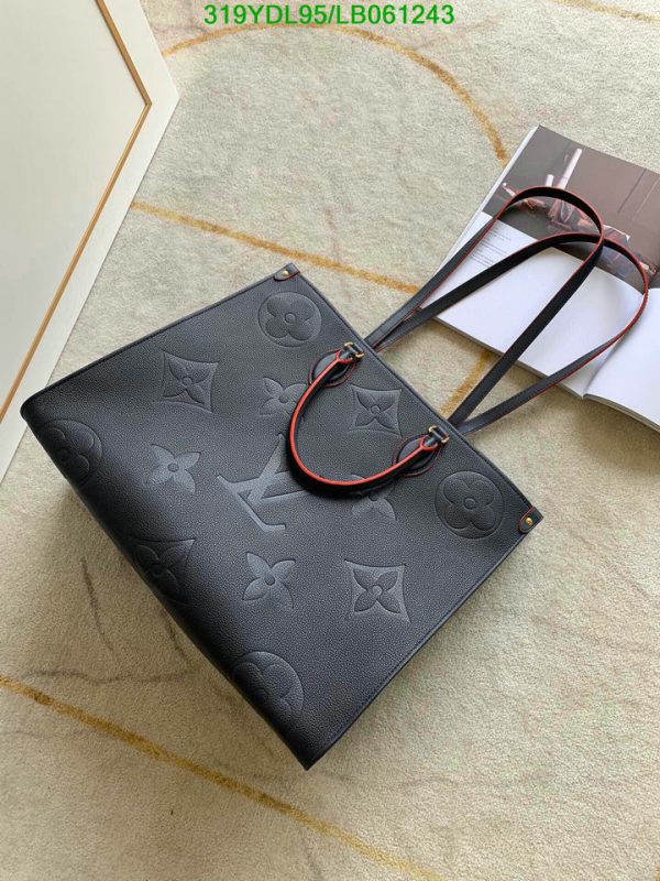 Louis Vuitton 1:1 Mirror Replica OnTheGo Tote Bag LB06124326984