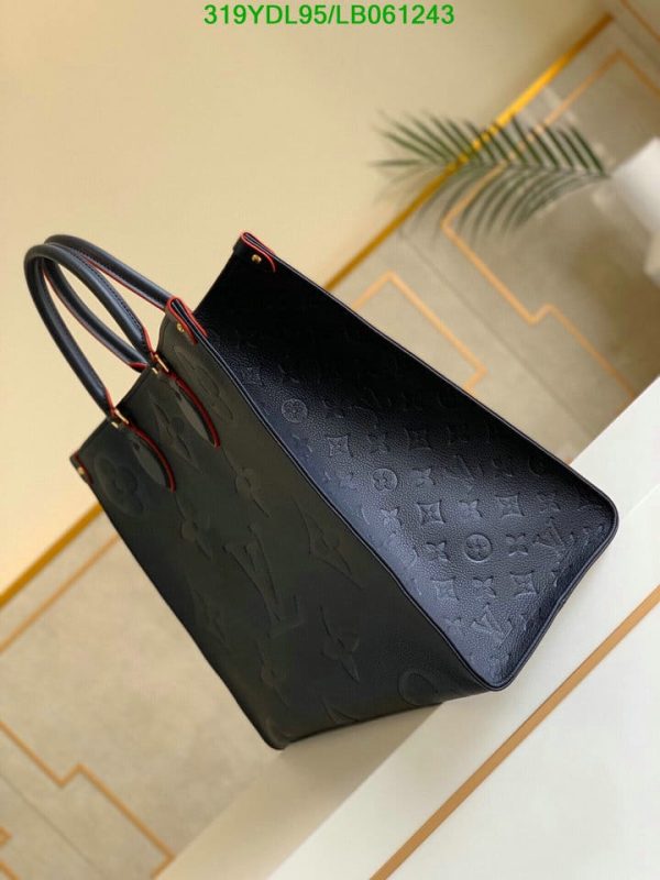 Louis Vuitton 1:1 Mirror Replica OnTheGo Tote Bag LB06124326984