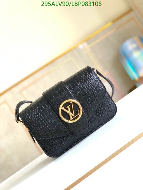 Louis Vuitton 1:1 Mirror Replica One Stud Beaded Shoulder Bag  LBP0831067645