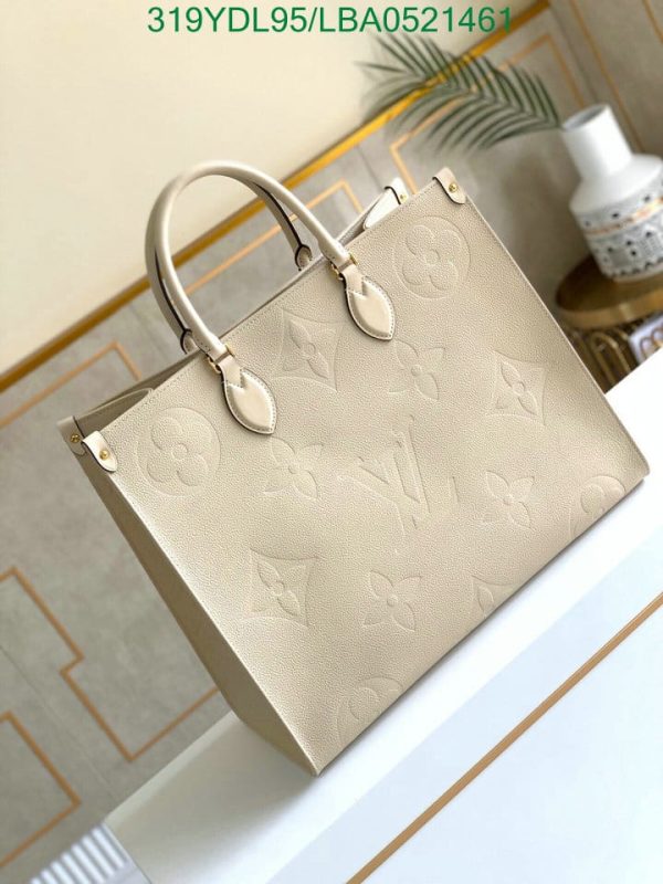 Louis Vuitton 1:1 Mirror Replica Onthego medium tote bag cream Gray Logo LBA0521461312