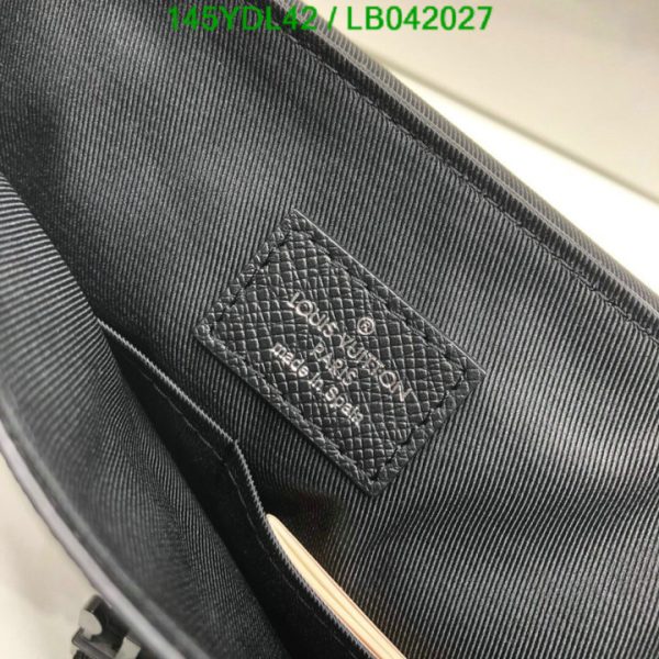 Louis Vuitton 1:1 Mirror Replica Outdoor Flap Messenger Bag LB04202723658