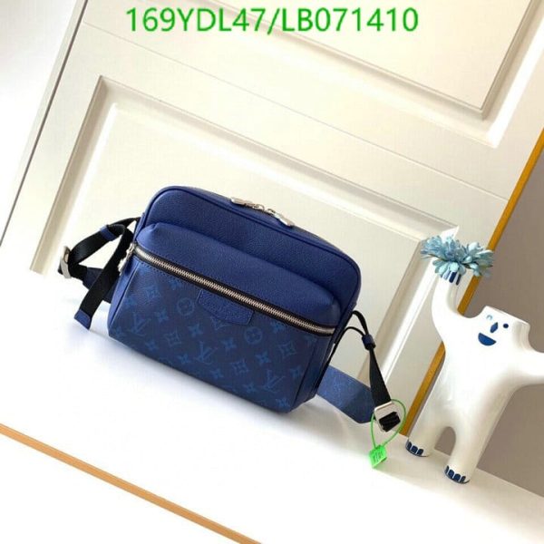 Louis Vuitton 1:1 Mirror Replica Outdoor Messenger Bag LB07141042356