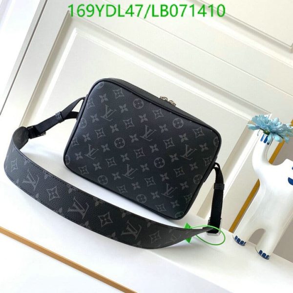 Louis Vuitton 1:1 Mirror Replica Outdoor Messenger Bag LB07141042356