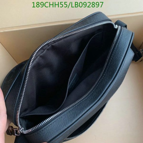 Louis Vuitton 1:1 Mirror Replica Outdoor Messenger Bag LB09289726943