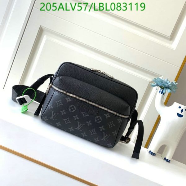 Louis Vuitton 1:1 Mirror Replica Outdoor Messenger Bag LBL0831192634