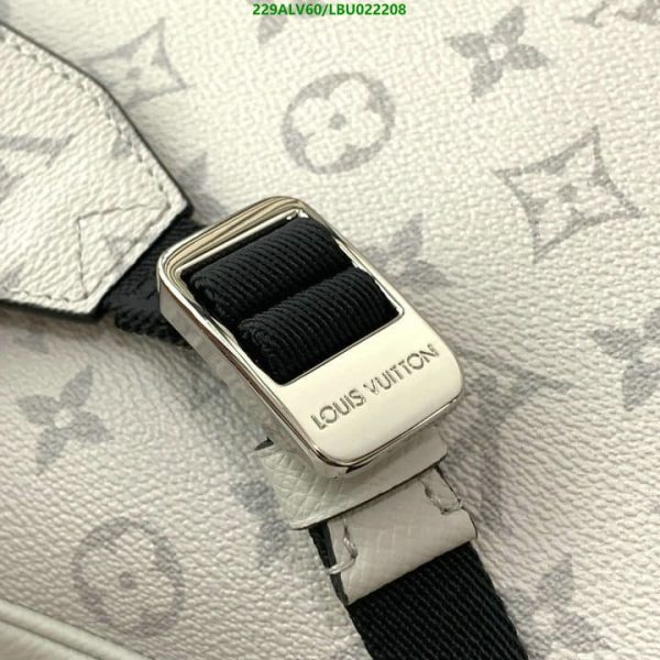 Louis Vuitton 1:1 Mirror Replica Outdoor Messenger  LBU0222086534