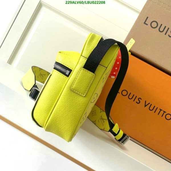 Louis Vuitton 1:1 Mirror Replica Outdoor Messenger  LBU0222086534