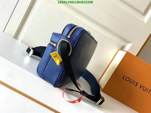 Louis Vuitton 1:1 Mirror Replica Outdoor Messenger  LBU0222086534