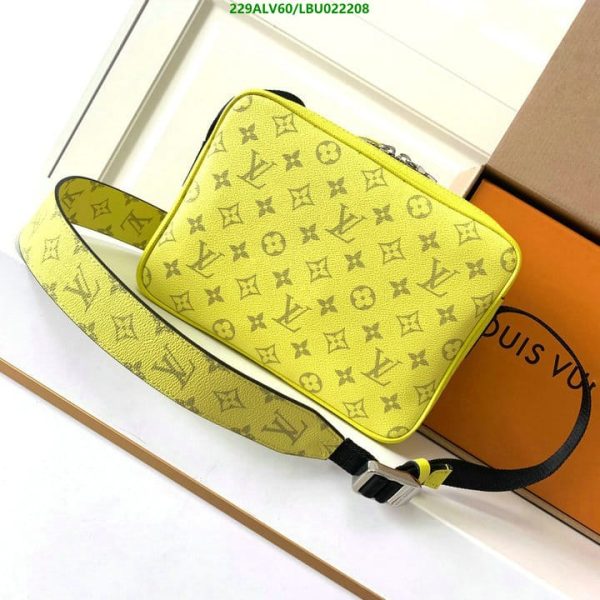 Louis Vuitton 1:1 Mirror Replica Outdoor Messenger  LBU0222086534