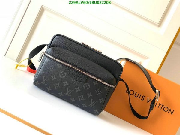 Louis Vuitton 1:1 Mirror Replica Outdoor Messenger  LBU0222086534