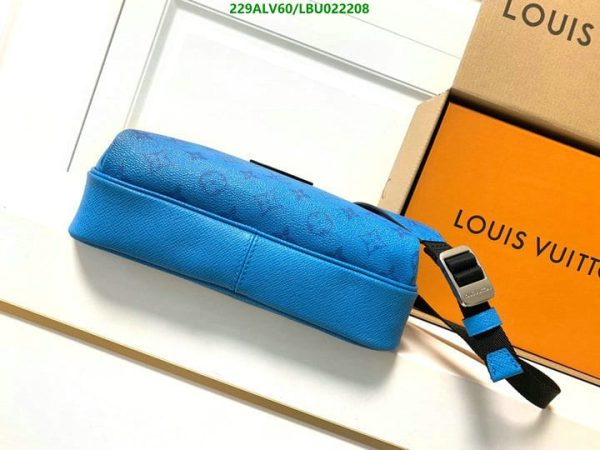 Louis Vuitton 1:1 Mirror Replica Outdoor Messenger  LBU0222086534