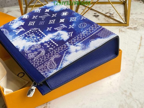 Louis Vuitton 1:1 Mirror Replica Paisley Unisex Street Style Bi-color Logo Clutches YB56554123759