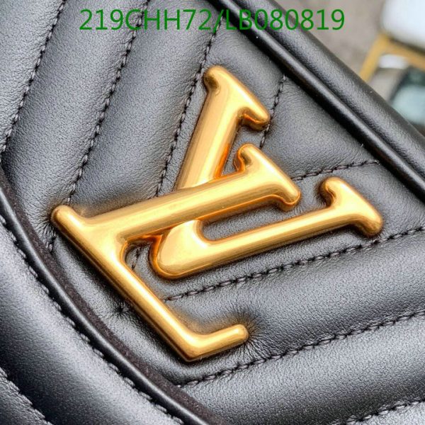 Louis Vuitton 1:1 Mirror Replica  Pale Blue Leather Wave Chain PM Bag  LB08081989756