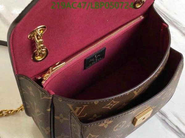 Louis Vuitton 1:1 Mirror Replica Passy shoulder bag LBP0507249413