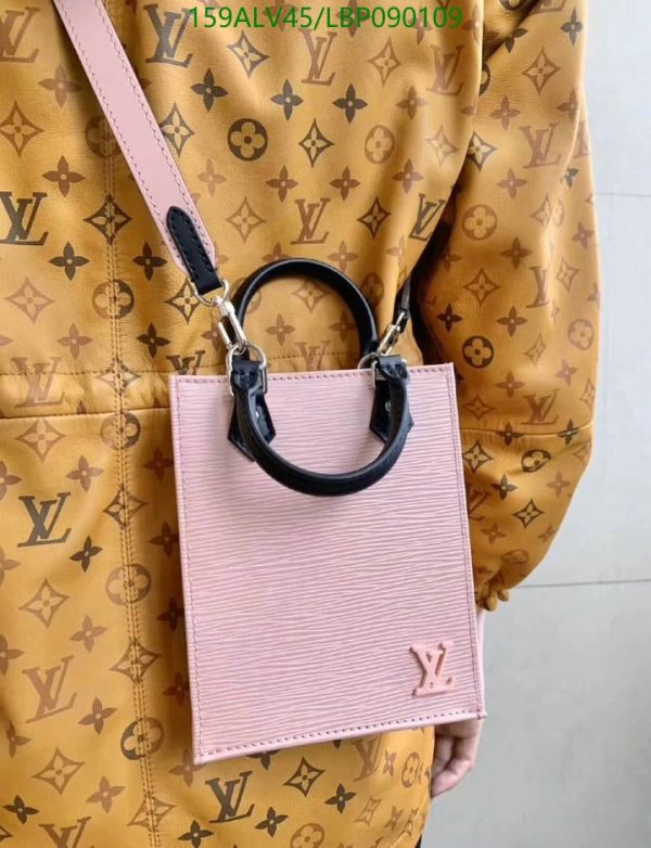 Louis Vuitton 1:1 Mirror Replica Petit Sac Plat LBP0901097643