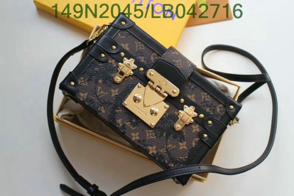 Louis Vuitton 1:1 Mirror Replica Petite Malle Handbag LB04271626587