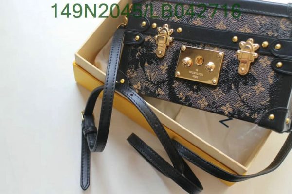 Louis Vuitton 1:1 Mirror Replica Petite Malle Handbag LB04271626587