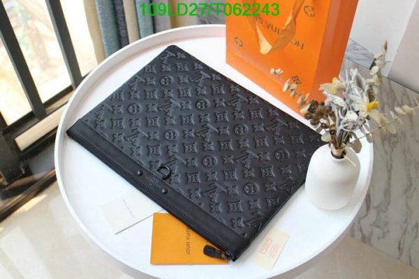 Louis Vuitton 1:1 Mirror Replica Pochette Apollo Bag T062243563487