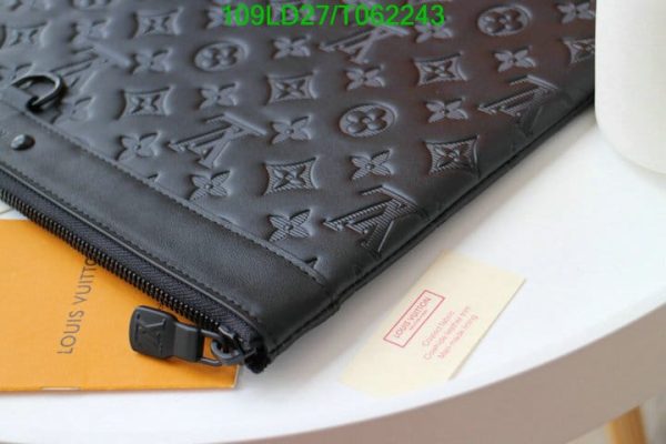 Louis Vuitton 1:1 Mirror Replica Pochette Apollo Bag T062243563487