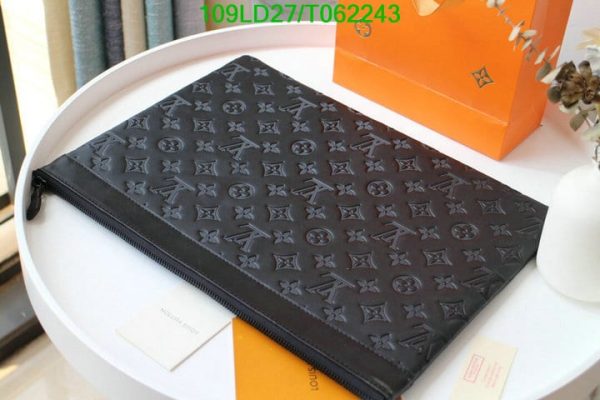 Louis Vuitton 1:1 Mirror Replica Pochette Apollo Bag T062243563487