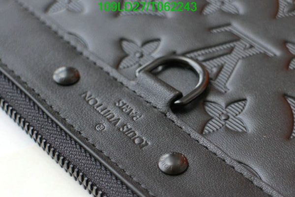 Louis Vuitton 1:1 Mirror Replica Pochette Apollo Bag T062243563487