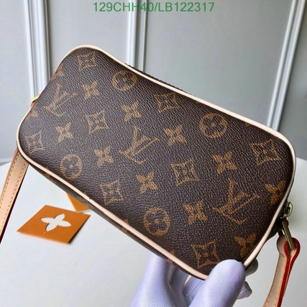 Louis Vuitton 1:1 Mirror Replica Pochette Cite shoulder bag LB12231741235