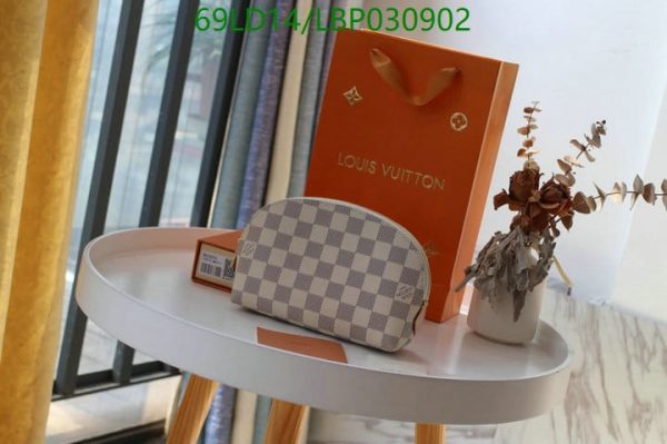 Louis Vuitton 1:1 Mirror Replica Pochette Cosmetic GM Pouch Bag LBP0309022698