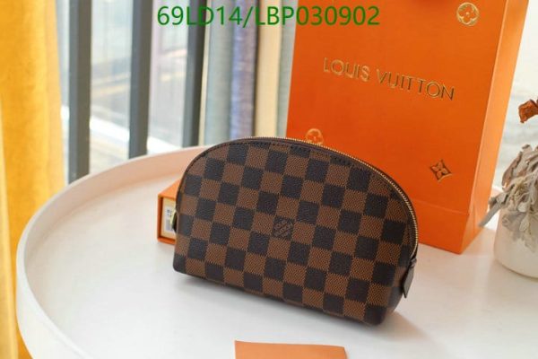 Louis Vuitton 1:1 Mirror Replica Pochette Cosmetic GM Pouch Bag LBP0309022698