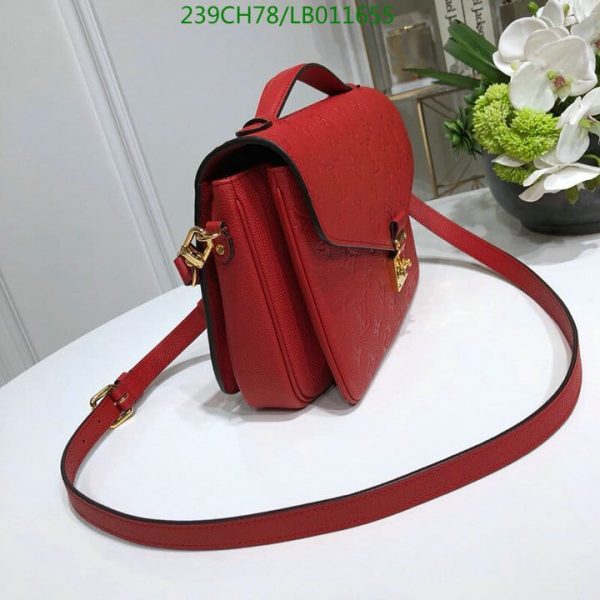 Louis Vuitton 1:1 Mirror Replica Pochette Metis Bag LB01165512395