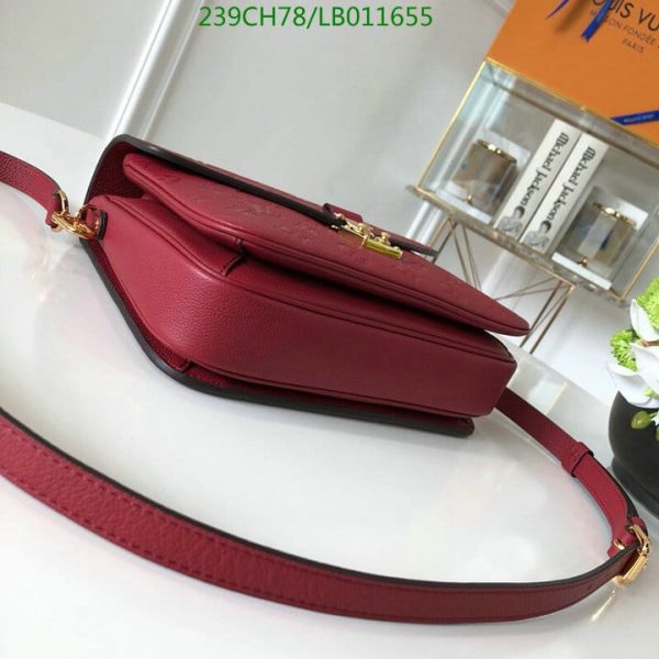 Louis Vuitton 1:1 Mirror Replica Pochette Metis Bag LB01165512395