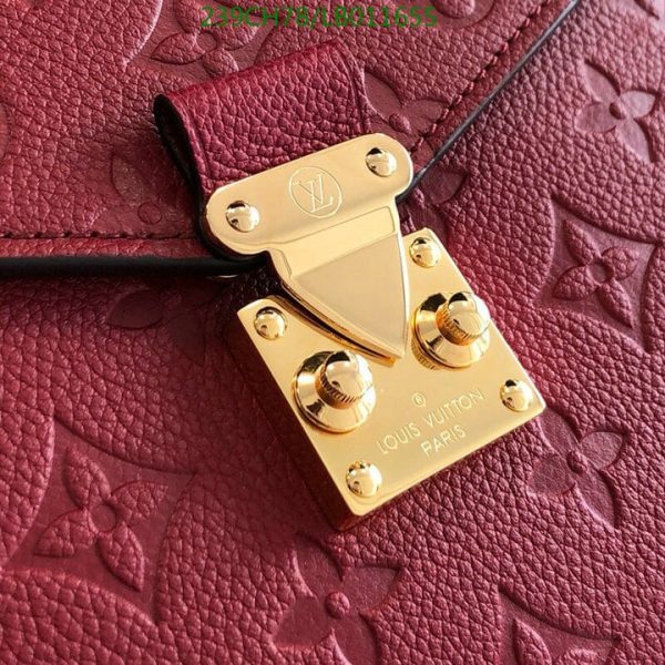 Louis Vuitton 1:1 Mirror Replica Pochette Metis Bag LB01165512395