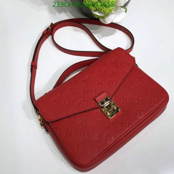 Louis Vuitton 1:1 Mirror Replica Pochette Metis Bag LB01165512395